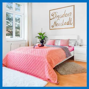 Apartment Bis 6 Personen - Helle, Ruhige Whg, 2 Baeder, Dd Neustadt, Lage Deutschland